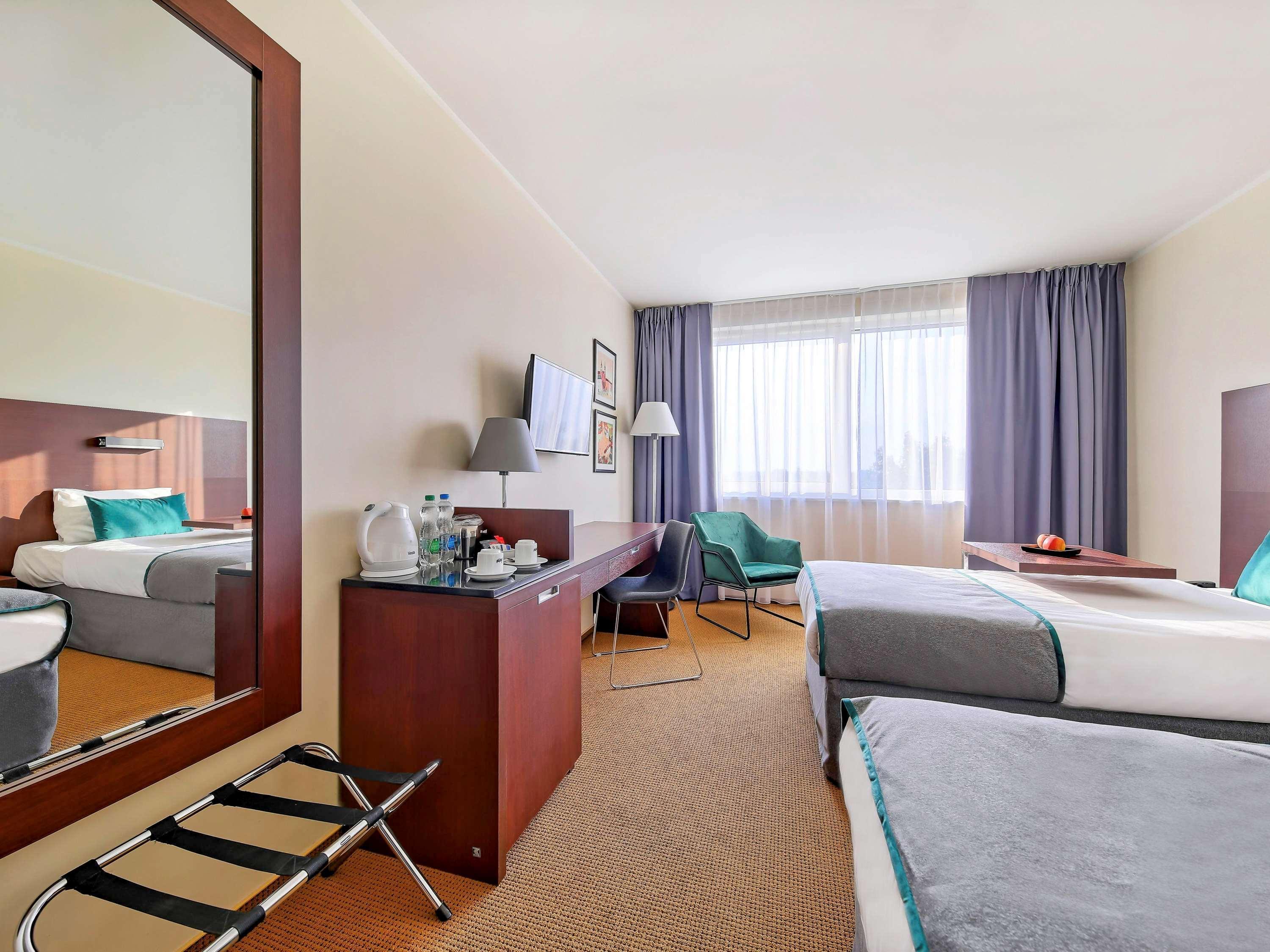 Mercure Warszawa Airport Bagian luar foto