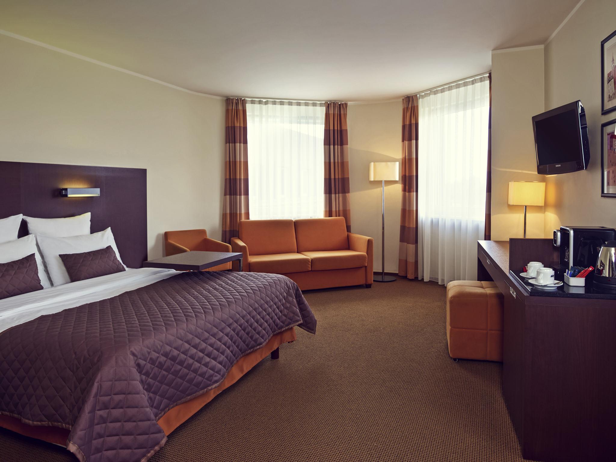 Mercure Warszawa Airport Bagian luar foto