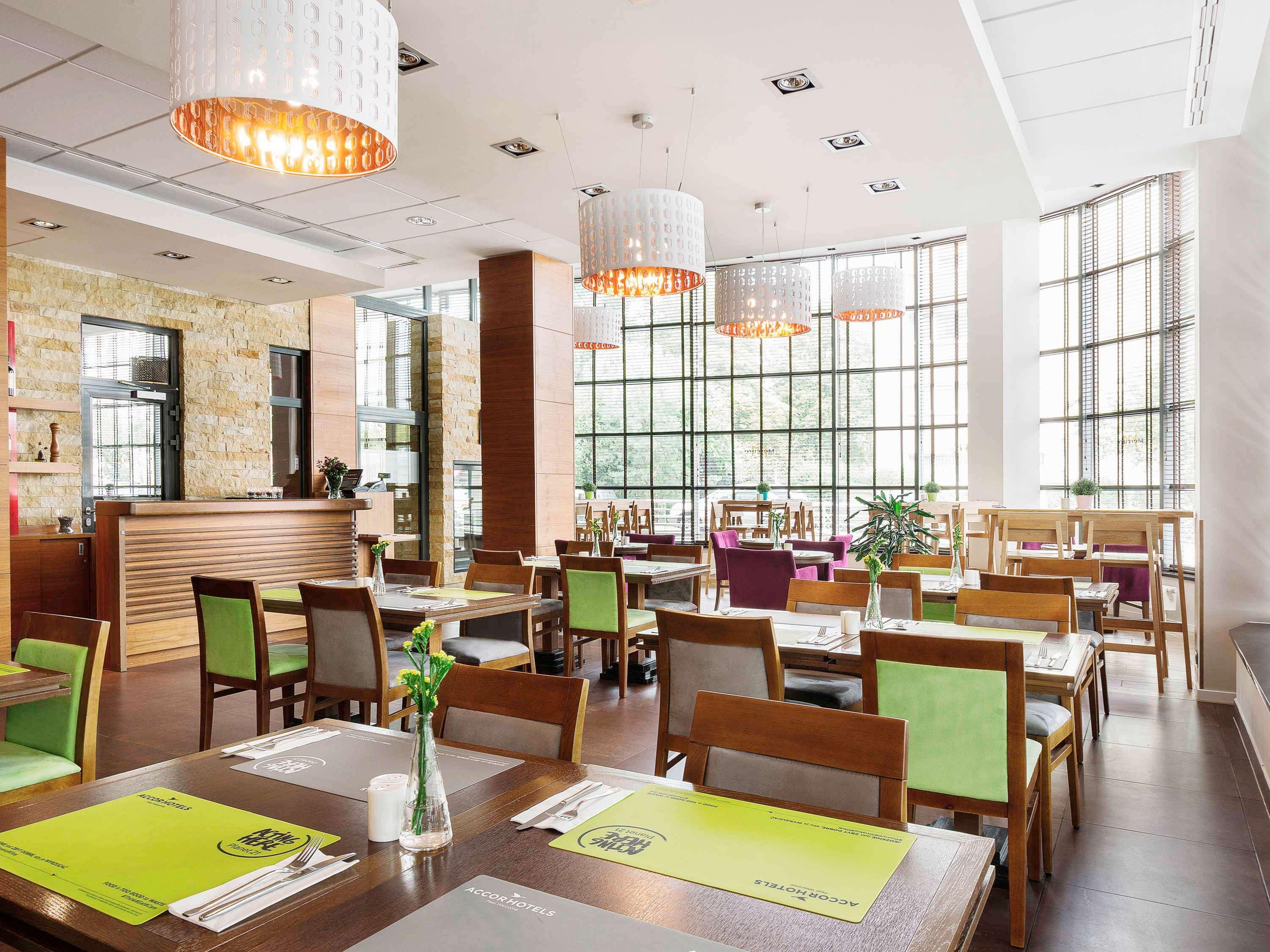 Mercure Warszawa Airport Bagian luar foto