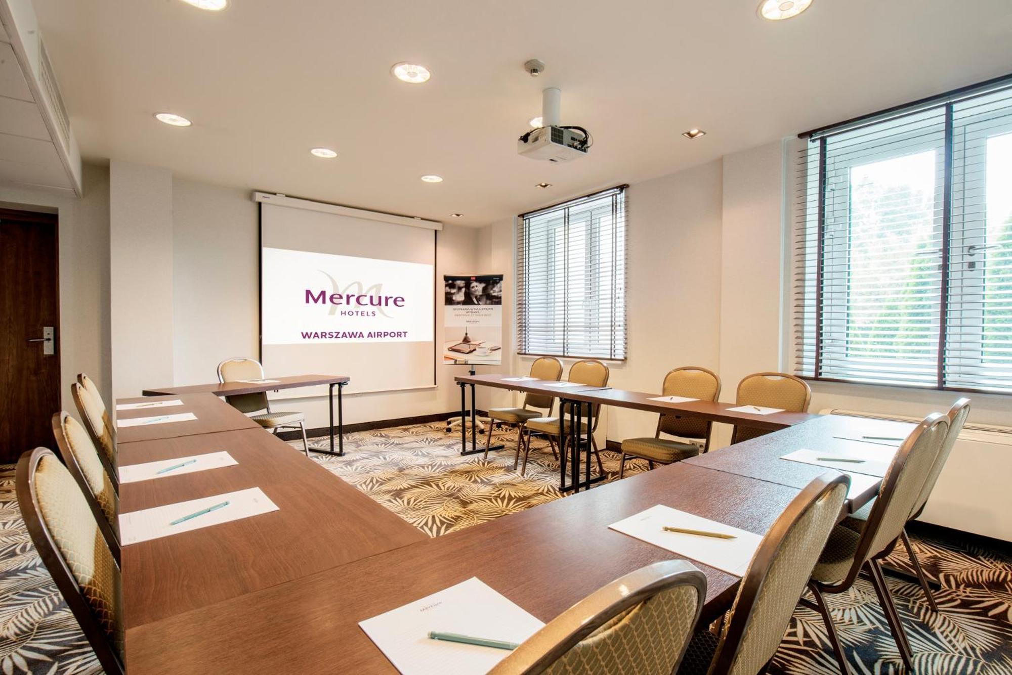 Mercure Warszawa Airport Bagian luar foto