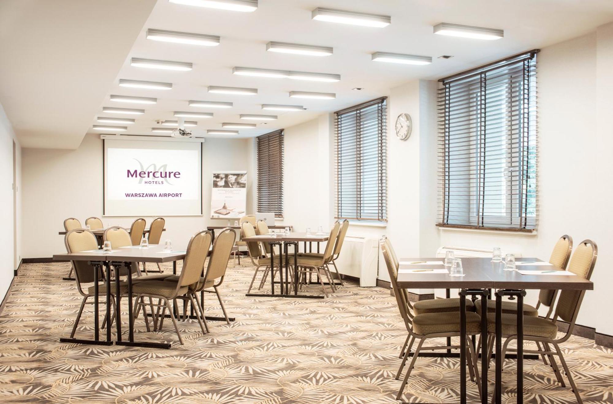 Mercure Warszawa Airport Bagian luar foto