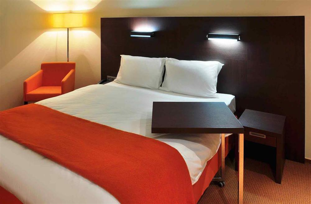 Mercure Warszawa Airport Ruang foto
